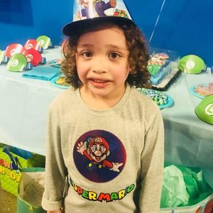 Meet your Posher, Yalorde gabriela martinez